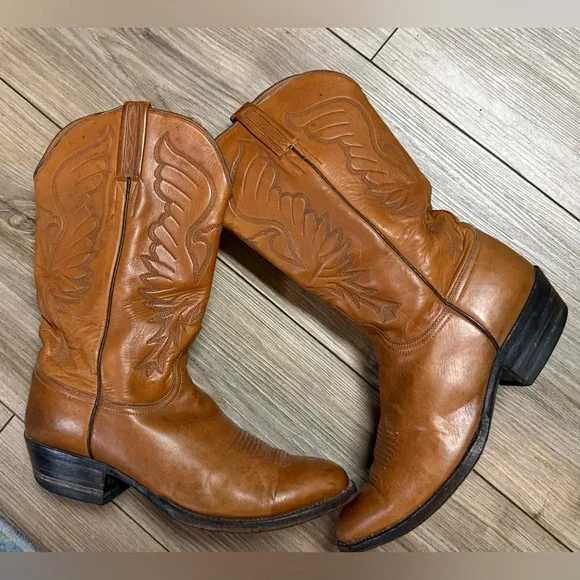 Lucchese Men's Brown Leather Cowboy Boots
